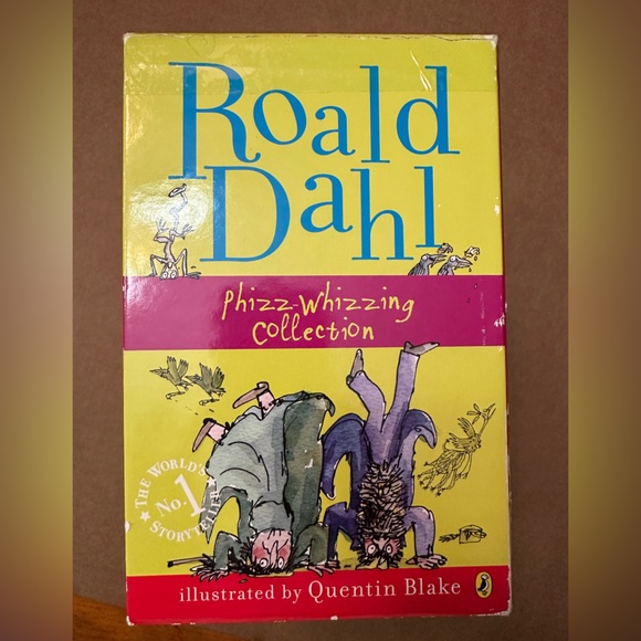 Roald Dahl Collection- Total 15 books (Like New) - Picture 1 of 4